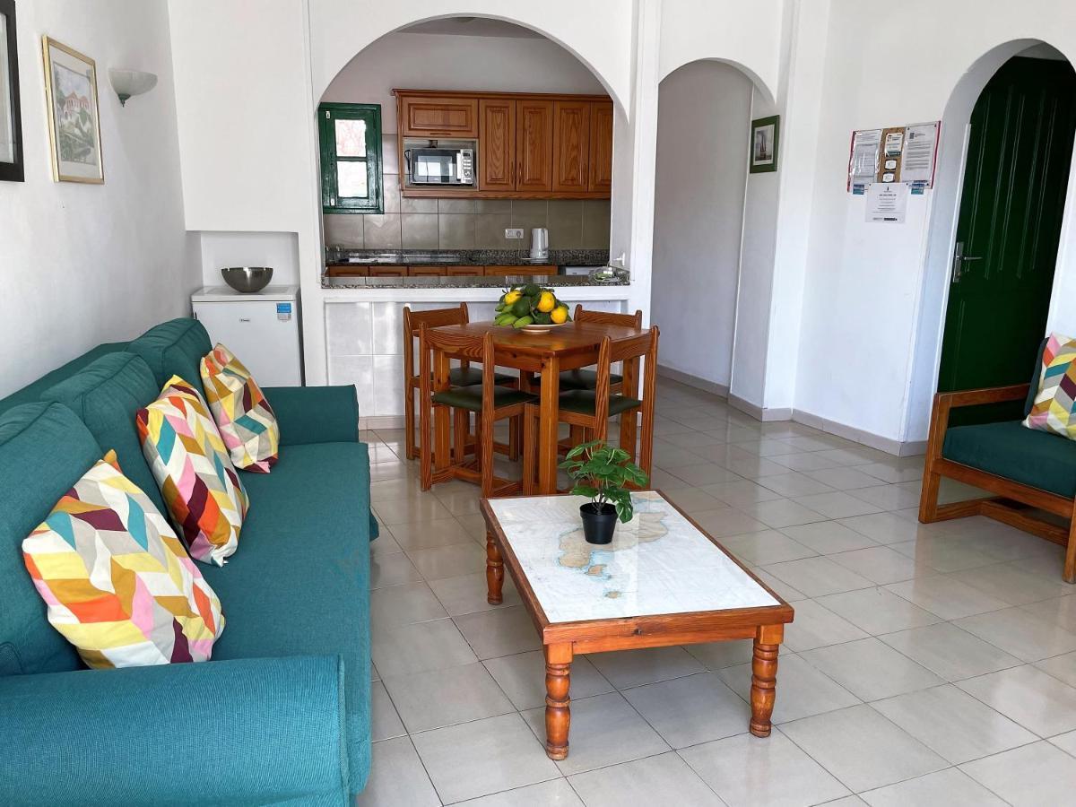 Spacious Sunny Relaxing Lanzarote Villa Пуерто дел Кармен Екстериор снимка
